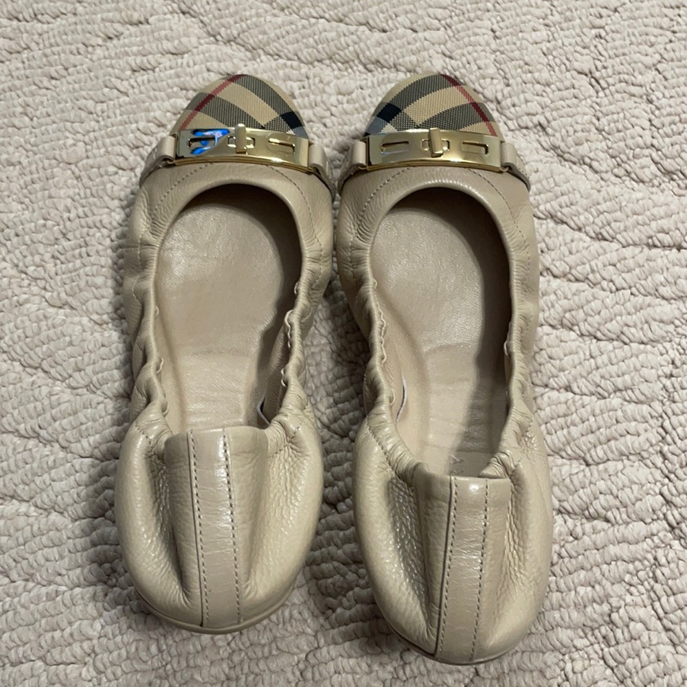 Burberry Flats
